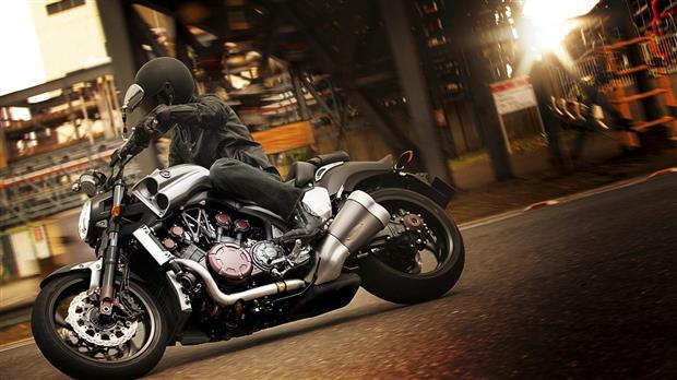 Yamaha-vmax-2014-02
